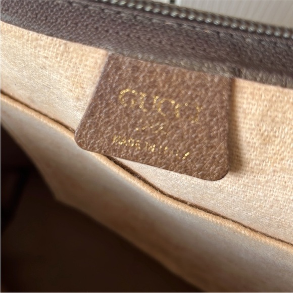 Gucci Plus Tote Bag - Picture 7 of 13